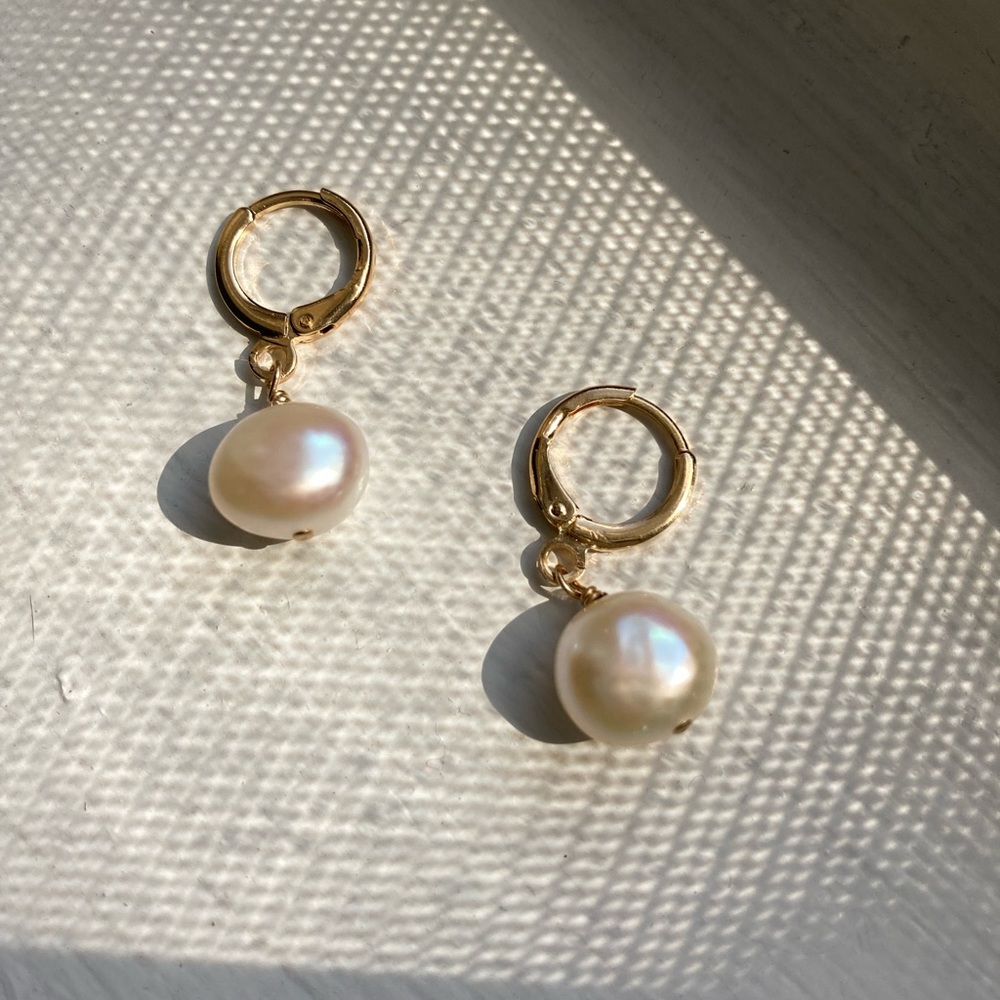 Handmade earrings ; Pearl earrings; Baroque pearls